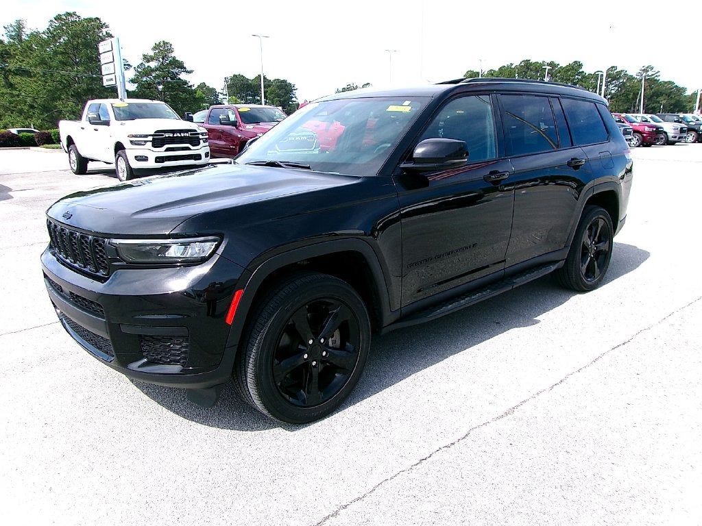 2023 Jeep Grand Cherokee L Altitude
