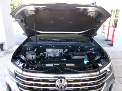 2025 Volkswagen Atlas 2.0T SE w/Technology