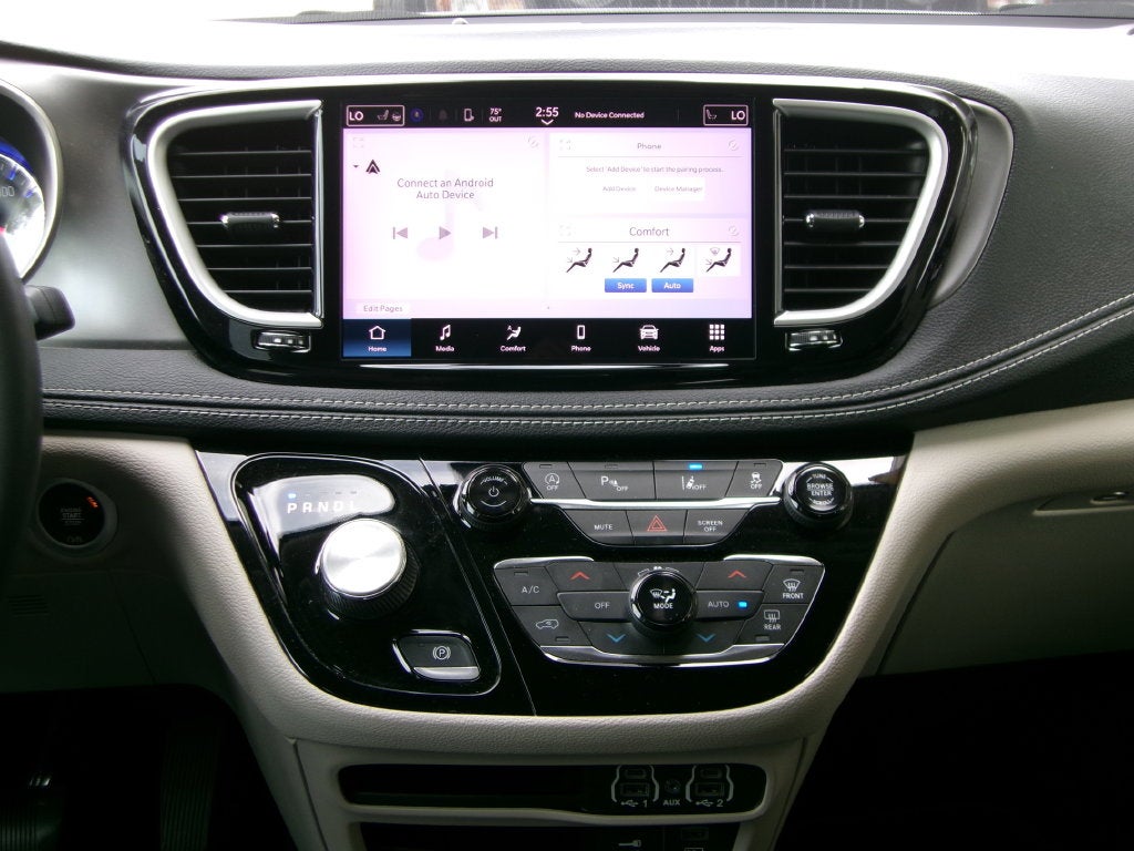 2022 Chrysler Pacifica Touring L