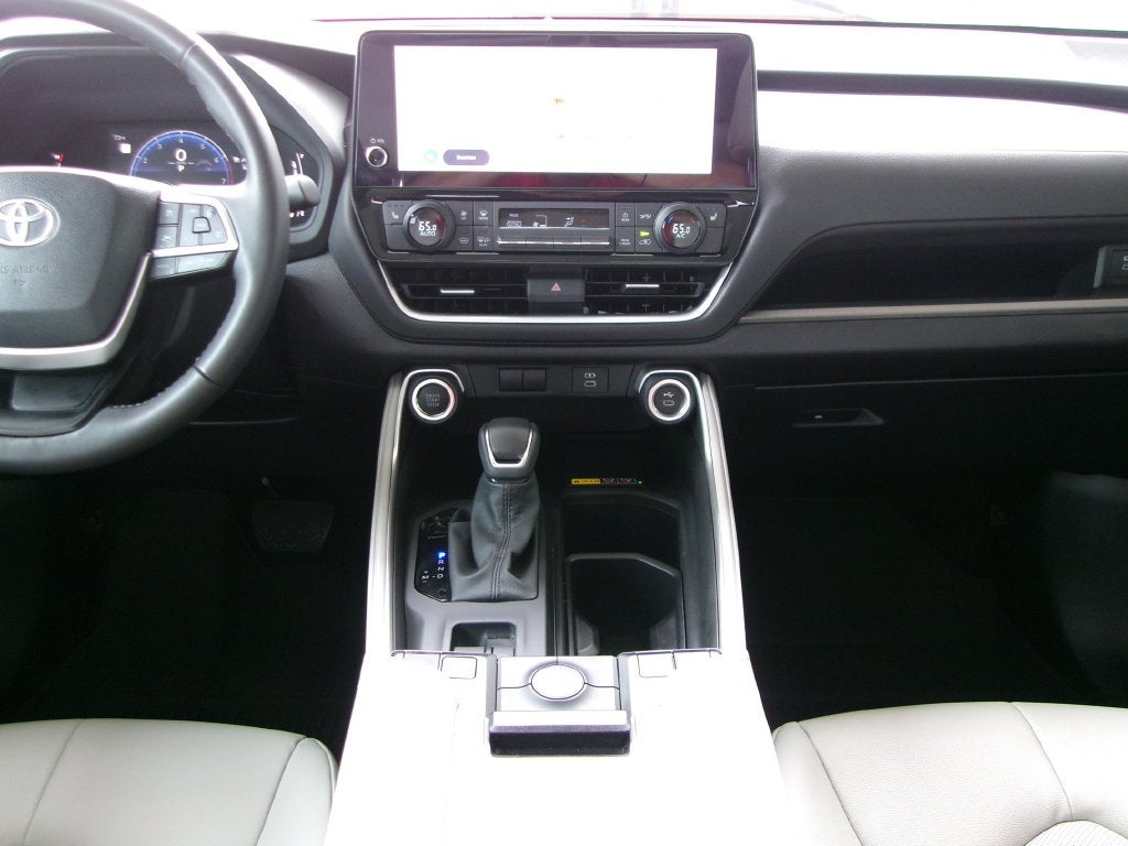 2025 Toyota Grand Highlander XLE