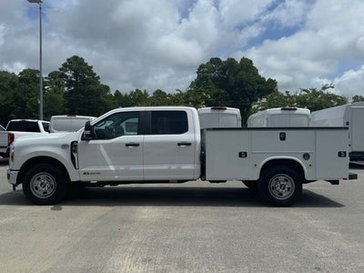 2024 Ford Chassis Cab F-350® XL