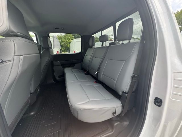 2024 Ford Chassis Cab F-350® XL