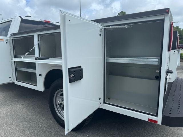 2024 Ford Chassis Cab F-350® XL