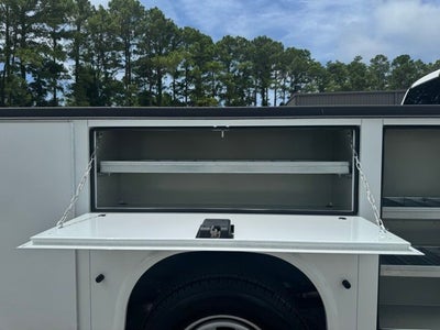 2024 Ford Chassis Cab F-350® XL