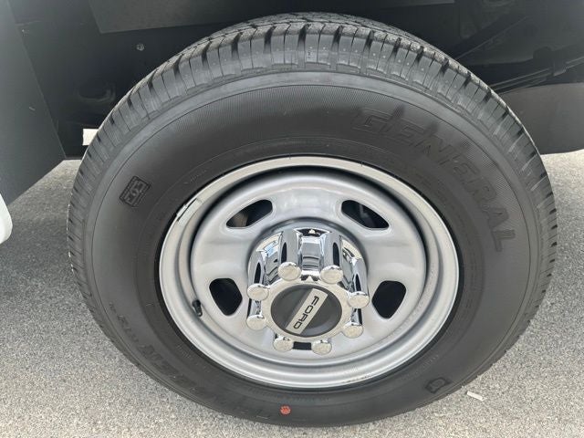 2024 Ford Chassis Cab F-350® XL