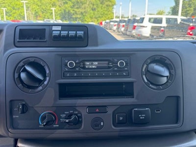 2025 Ford Econoline Cutaway E-350 SRW