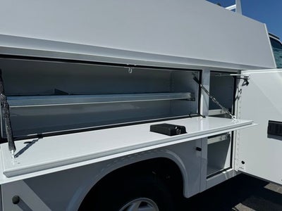 2025 Ford Econoline Cutaway E-350 SRW