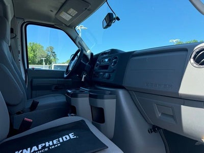 2025 Ford Econoline Cutaway E-350 SRW