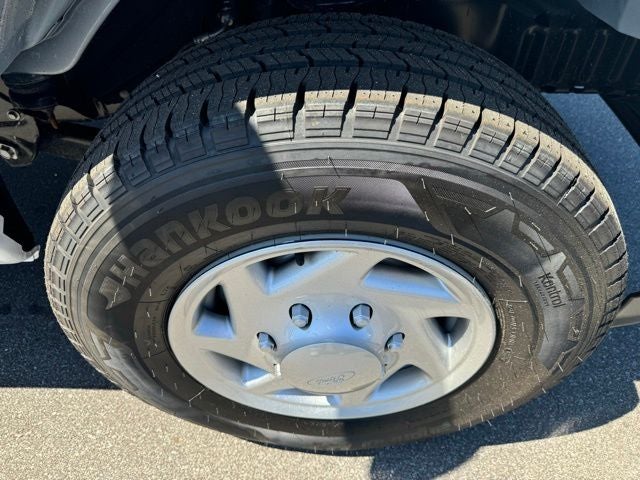 2025 Ford Econoline Cutaway E-350 SRW