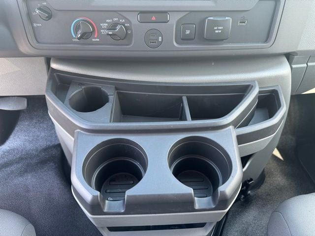 2025 Ford Econoline Cutaway E-350 SRW