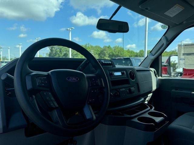 2025 Ford Econoline Cutaway E-350 SRW