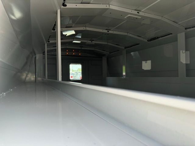 2025 Ford Econoline Cutaway E-350 SRW