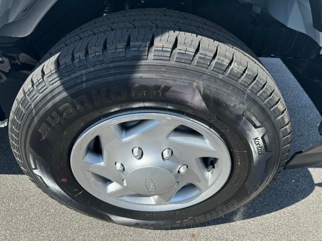 2025 Ford Econoline Cutaway E-350 SRW