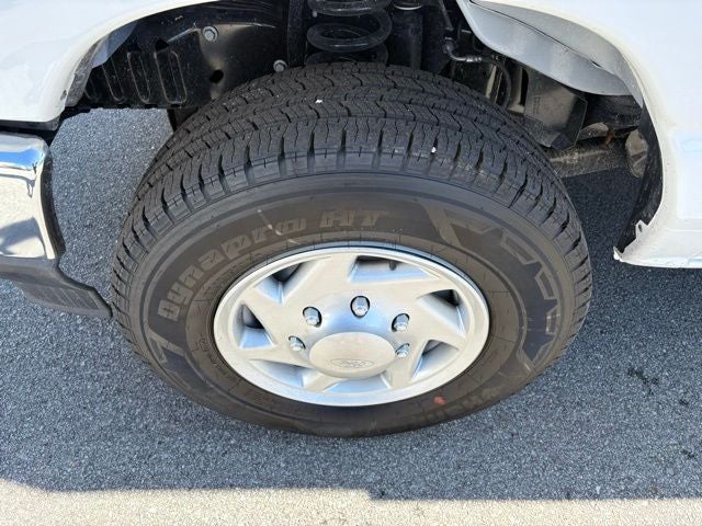 2025 Ford Econoline Cutaway E-350 SRW