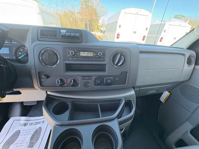 2025 Ford Econoline Cutaway E-350 SRW