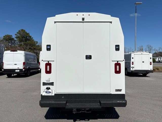 2025 Ford Econoline Cutaway E-350 SRW