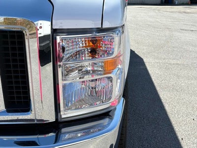 2025 Ford Econoline Cutaway E-350 SRW