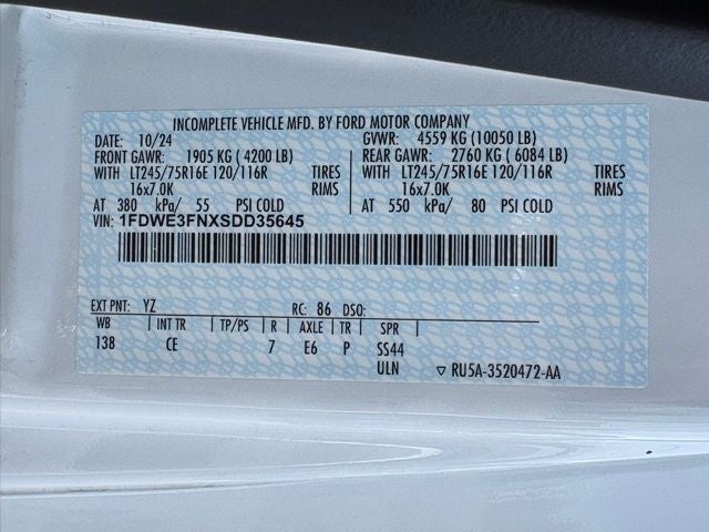 2025 Ford Econoline Cutaway E-350 SRW