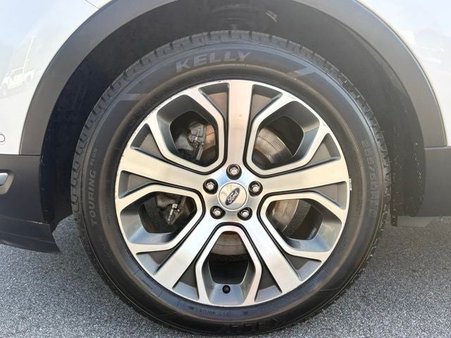 2019 Ford Explorer Platinum