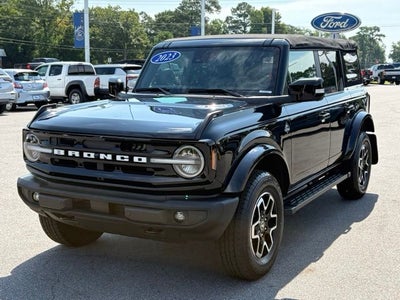 2023 Ford Bronco Outer Banks