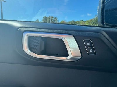 2025 Ford Bronco Outer Banks®