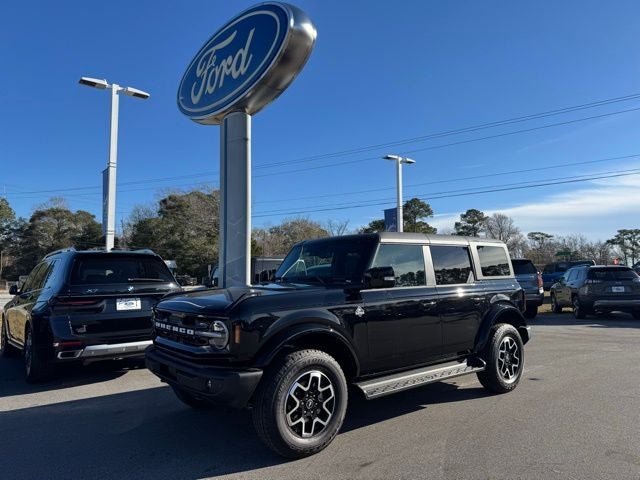 2025 Ford Bronco Outer Banks®
