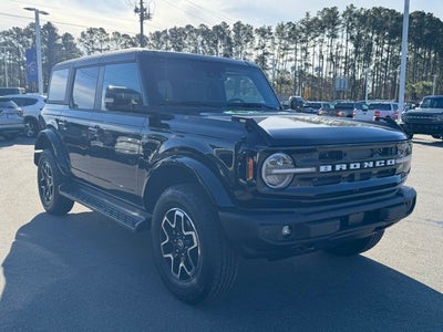 2025 Ford Bronco Outer Banks®