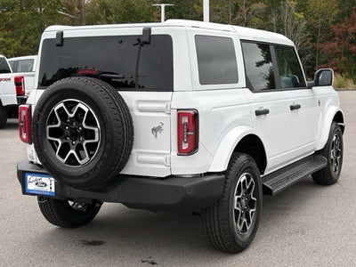 2026 Ford Bronco Outer Banks®