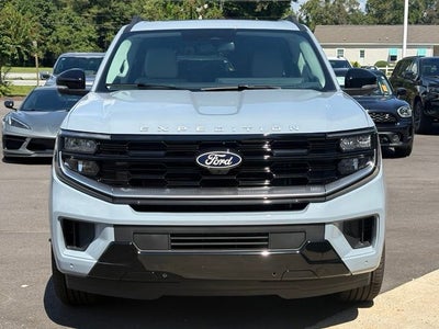 2027 Ford Expedition MAX Platinum