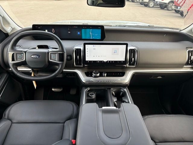 2026 Ford Expedition Platinum®