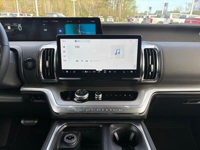 2026 Ford Expedition Platinum®