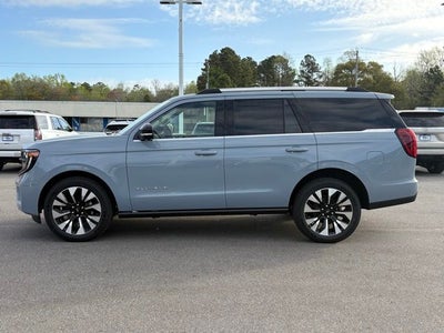 2026 Ford Expedition Platinum®