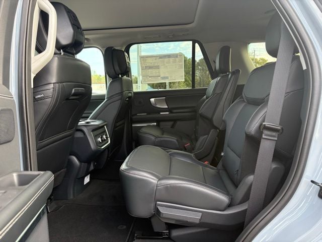 2026 Ford Expedition Platinum®