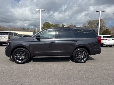 2026 Ford Expedition Platinum®