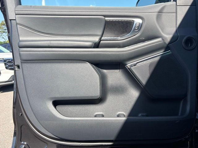 2026 Ford Expedition Platinum®