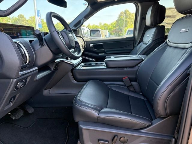 2026 Ford Expedition Platinum®