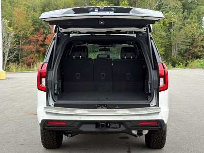 2027 Ford Expedition Tremor®