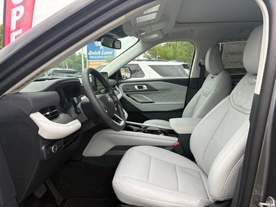 2026 Ford Explorer Platinum™