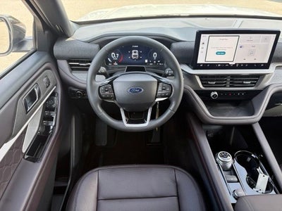 2026 Ford Explorer Platinum™