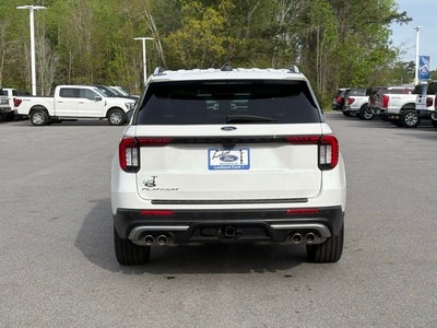 2025 Ford Explorer Platinum