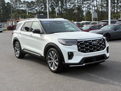 2025 Ford Explorer Platinum