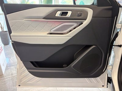 2027 Ford Explorer Platinum
