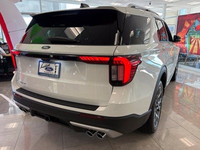 2027 Ford Explorer Platinum