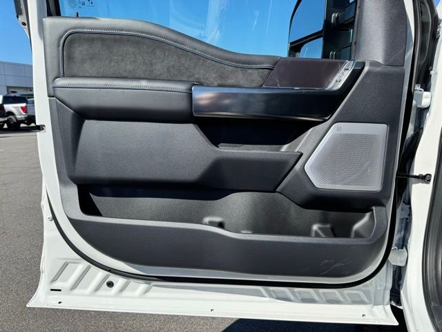 2026 Ford Super Duty F-350® Platinum®