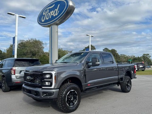 2026 Ford Super Duty F-350® Lariat®
