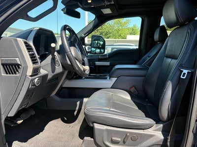 2022 Ford F-350SD Lariat