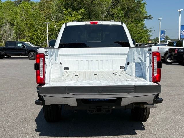 2026 Ford Super Duty F-350® XLT