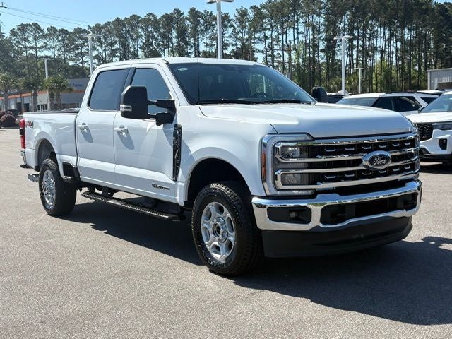 2026 Ford Super Duty F-350® XLT