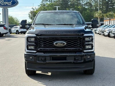 2026 Ford Super Duty F-350® Lariat®