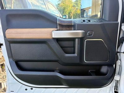 2022 Ford F-350SD Lariat